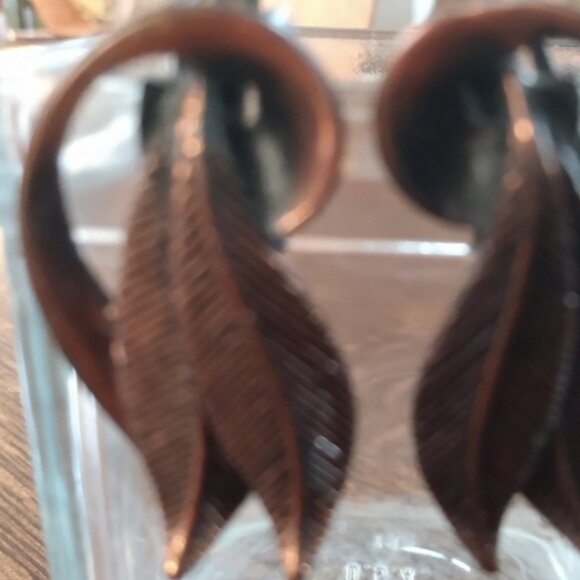 Heavy Metal Clip-on Earring Sets - Picture 5 of 8